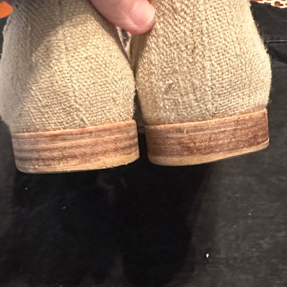 Stuart Weitzman Tan Lace-Up Espadrilles - Picture 3 of 5